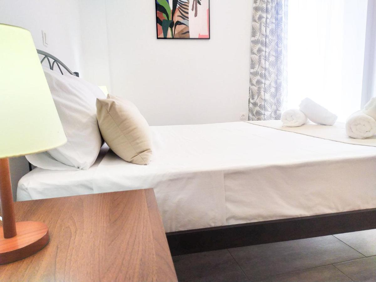 Sea Side View Home Steps From The Beach & City Chania  Luaran gambar